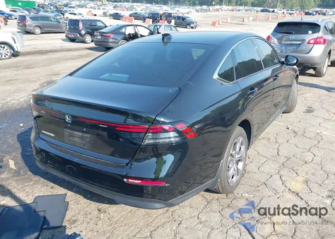 2023 Honda Accord Ex из США, поврежденный, VIN 1HGCY1F30PA032496